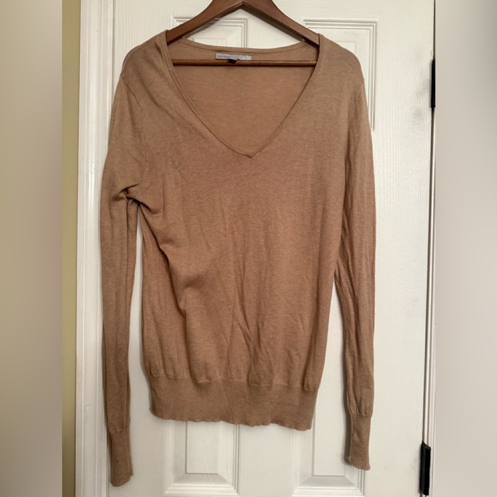 Old Navy Tan V-Neck Sweater Lightweight Knit large $39 Anthropologie